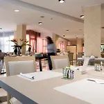 Augustus Hotel 4*