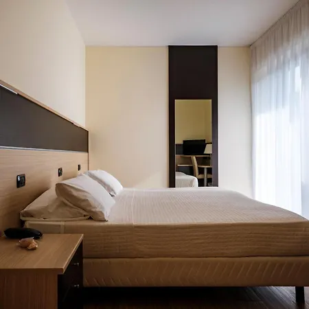 Hotel Augustus 4*