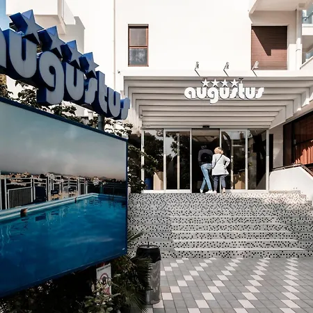 Hotel Augustus 4*