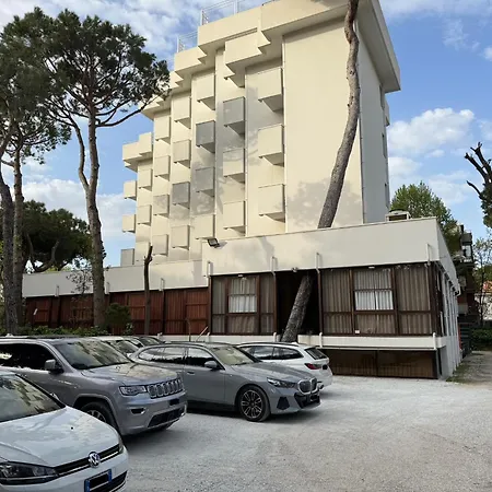 Augustus 4* Riccione