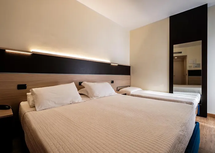 Augustus 4* Ριτσιόνε